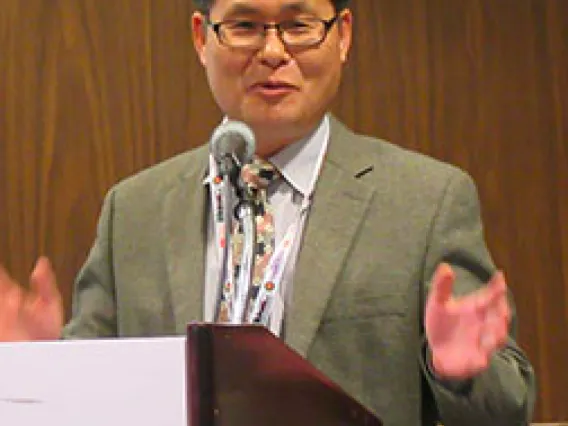 Dr. Ryan Shin